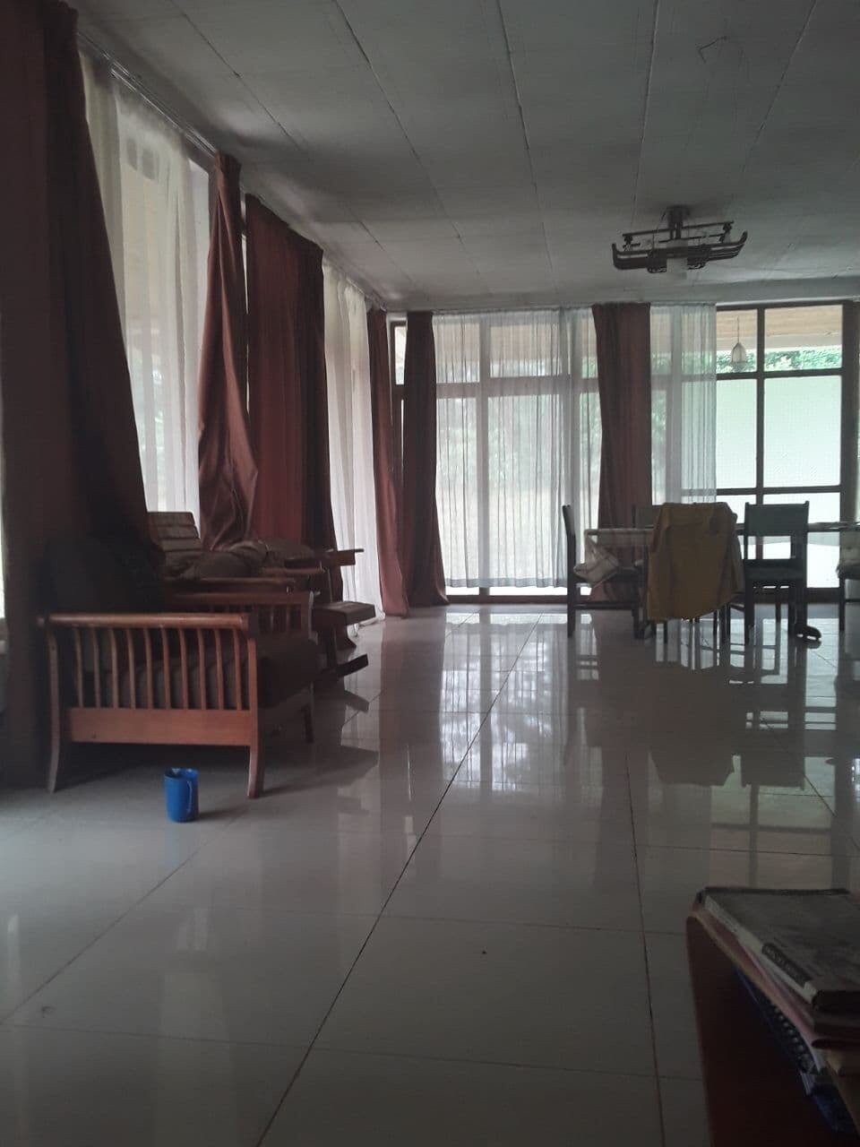 Interior seating and tables